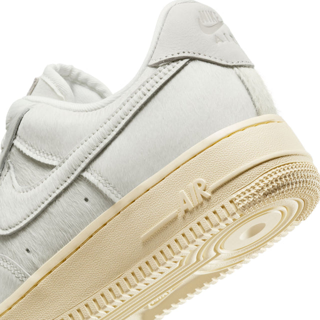 W Nike Air Force 1 '07 II7398-100