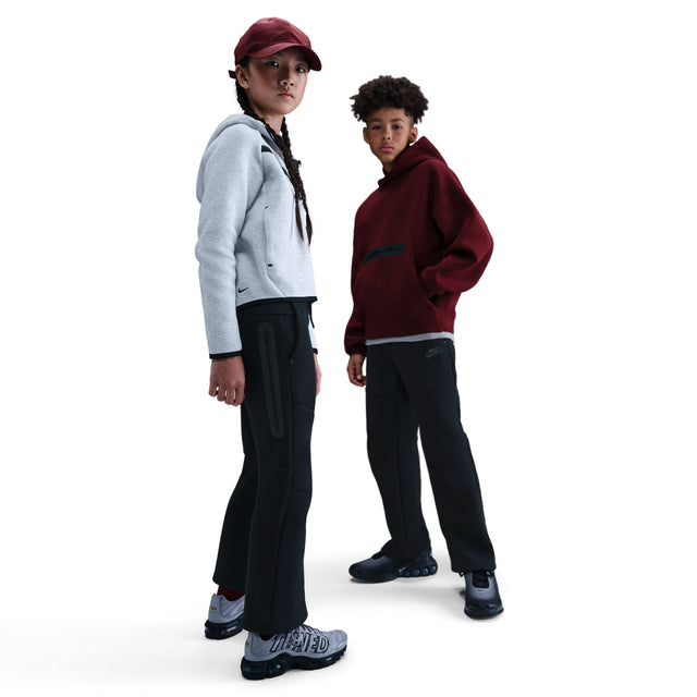 Y Nike Sportswear Tech Fleece IM0494-010