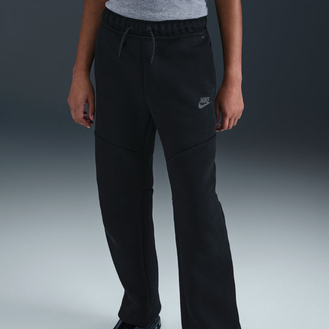 Y Nike Sportswear Tech Fleece IM0494-010