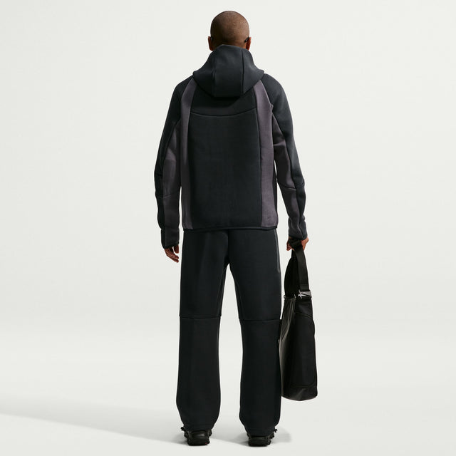M Nike Tech IM0697-010