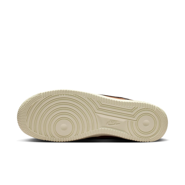 M Nike Air Force 1 '07 LV8 IM5752-200