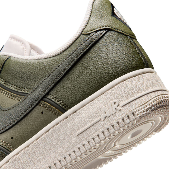 M Nike Air Force 1 '07 LV8 IM5752-301