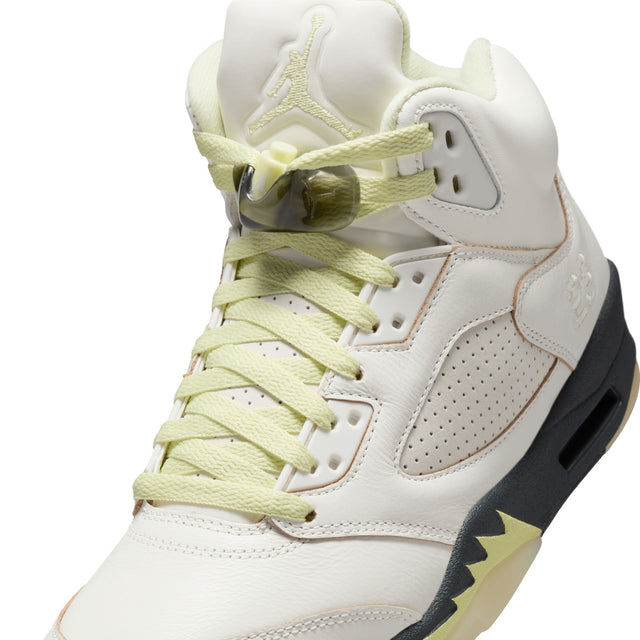 W Air Jordan 5 Retro "Luminous Green and Sail" IM7592-130