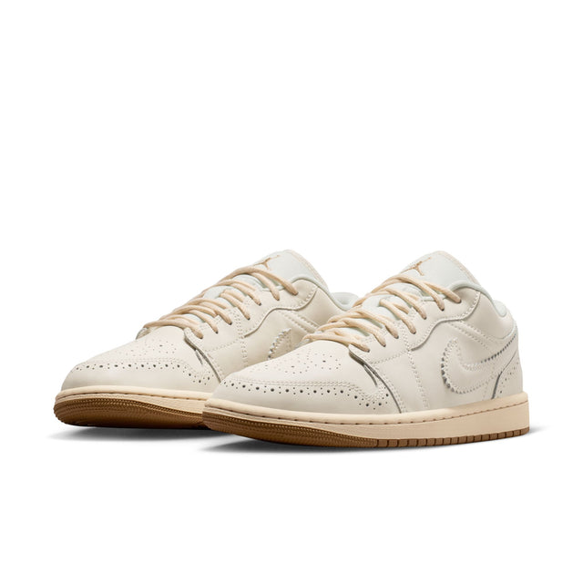 W Air Jordan 1 Low SE IO0759-100