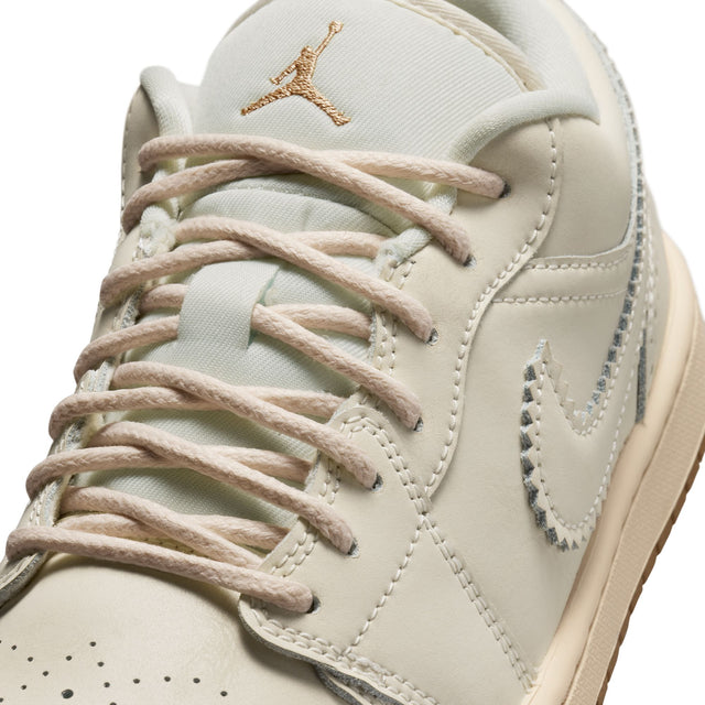 W Air Jordan 1 Low SE IO0759-100