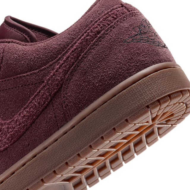 M Air Jordan 1 Low SE IO2047-600