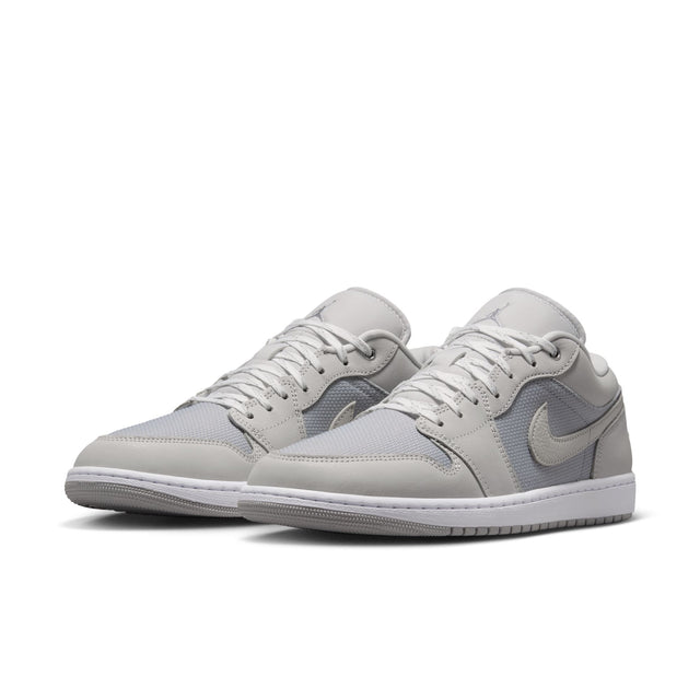 M Air Jordan 1 Low SE IO2049-100