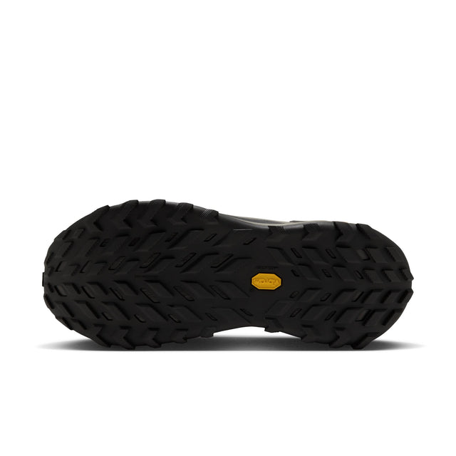 M ACG Zegama Hike IO7854-002