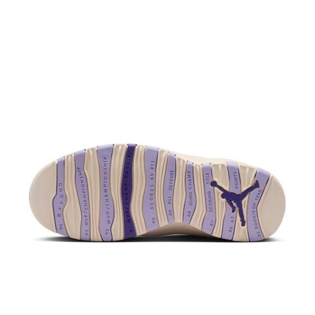 W Air Jordan 10 Retro IQ0388-101