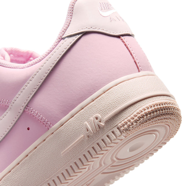 W Nike Air Force 1 Retro Premium IR0871-600