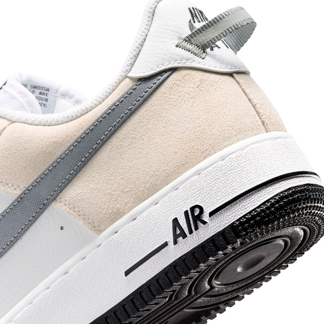 M Nike Air Force 1 '07 LV8 IR2007-100