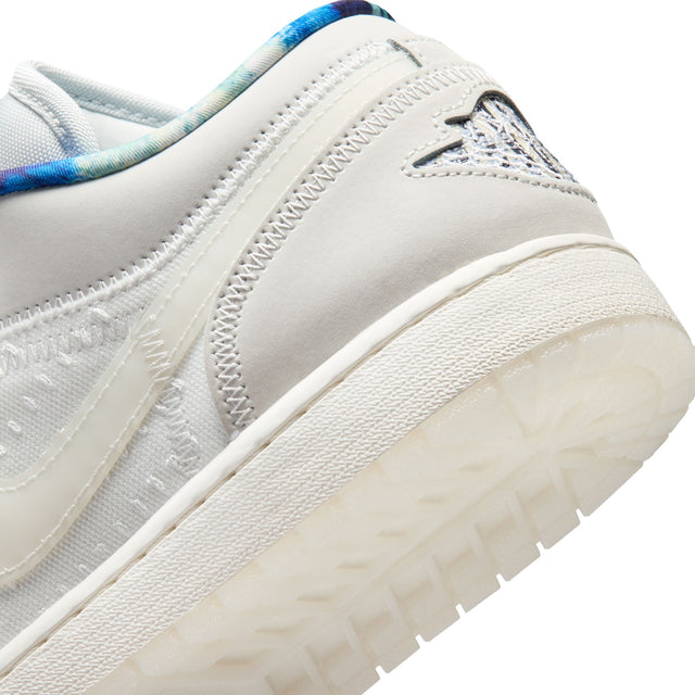 M Air Jordan 1 Low SE IR7337-121