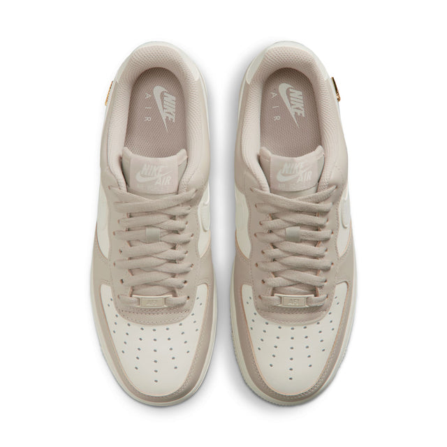 W Nike Air Force 1 '07 IV5197-200