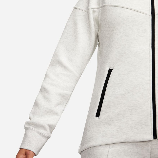 Buy NIKE Nike Sportswear Tech Fleece Windrunner FB8338-013 Canada Online