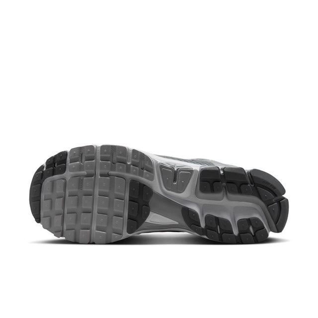 Buy NIKE ZOOM VOMERO 5 FJ4151-003 Canada Online