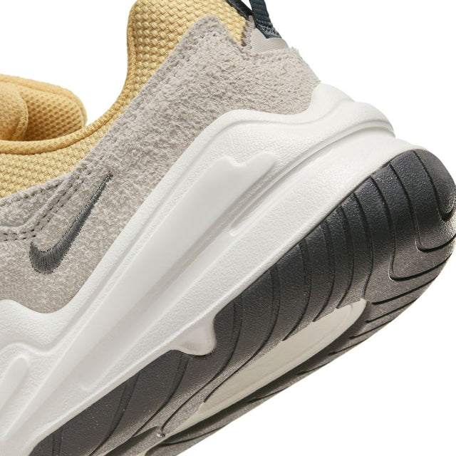 Buy NIKE Nike Tech Hera FJ9532-700 Canada Online