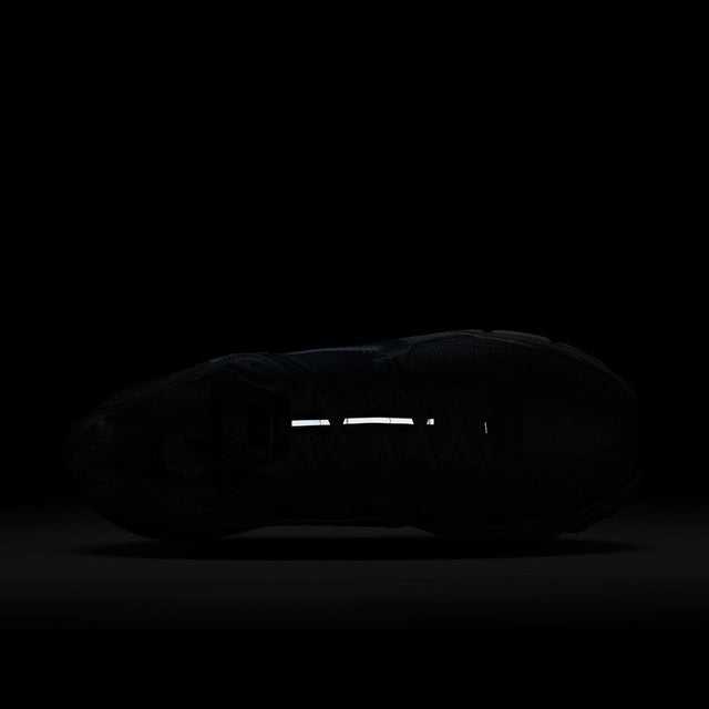 Buy NIKE Nike Zoom Vomero 5 SE HF0731-007 Canada Online