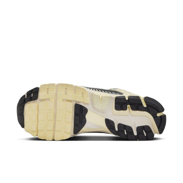 Buy Nike Zoom Vomero 5 HF1553-701 Canada Online