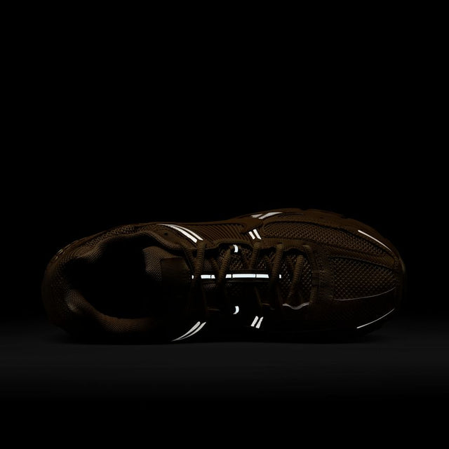 Buy NIKE ZOOM VOMERO 5 HF5493-200 Canada Online