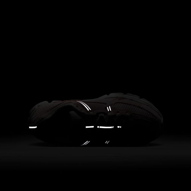 Buy NIKE Nike Vomero 5 HF6998-600 Canada Online