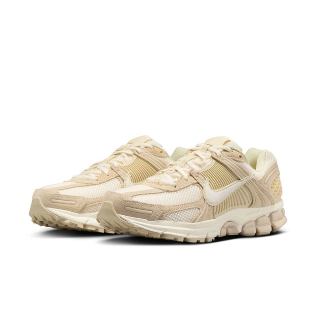 Buy NIKE Nike Zoom Vomero 5 HQ0458-200 Canada Online