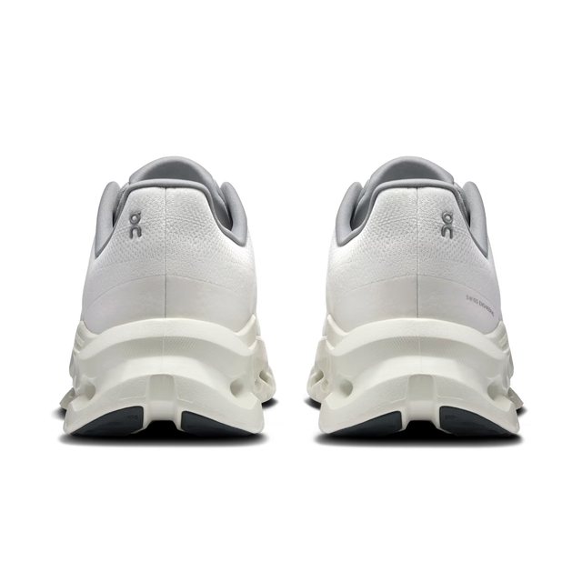 M On Cloudtilt 3ME10103740