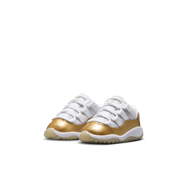Y Jordan 11 Retro Low 645107-102