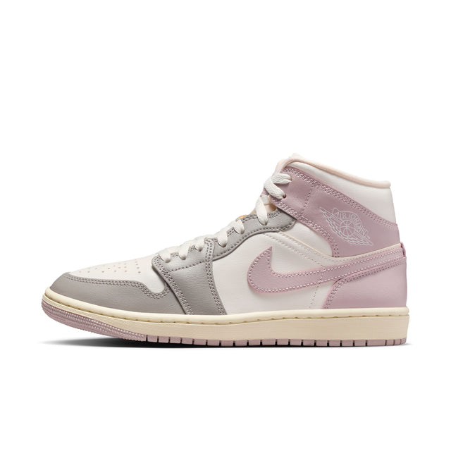 W Air Jordan 1 Mid BQ6472-122