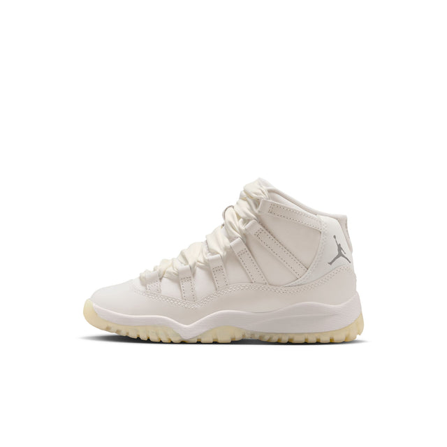 Y Jordan 11 Retro "Pearl" DO3857-110