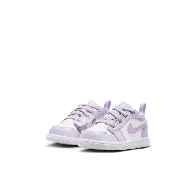 Y Jordan 1 Low Alt DR9747-500