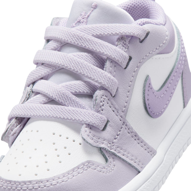 Y Jordan 1 Low Alt DR9747-500