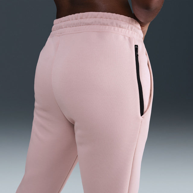 W Nike Sportswear Tech Fleece FB8330-667