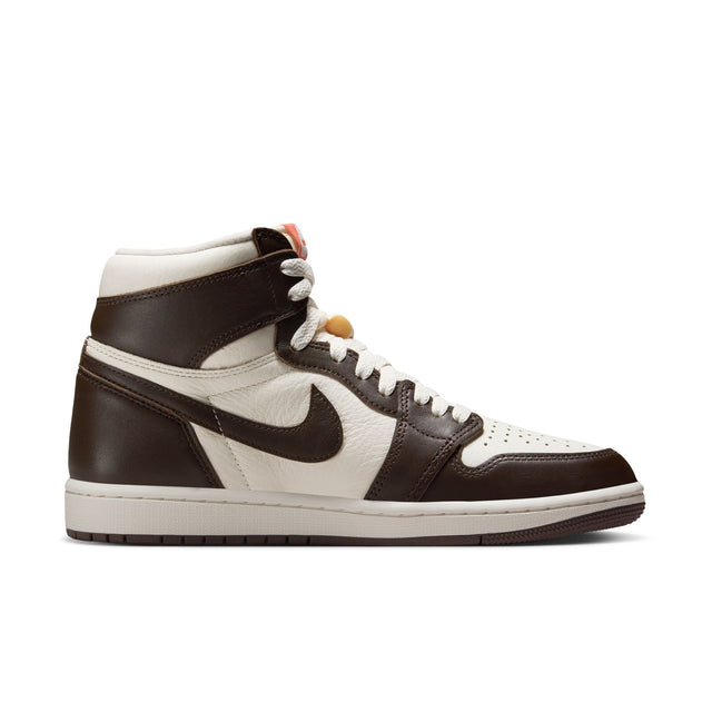 W Air Jordan 1 Retro High OG "Baroque Brown and Sail" FD2596-200