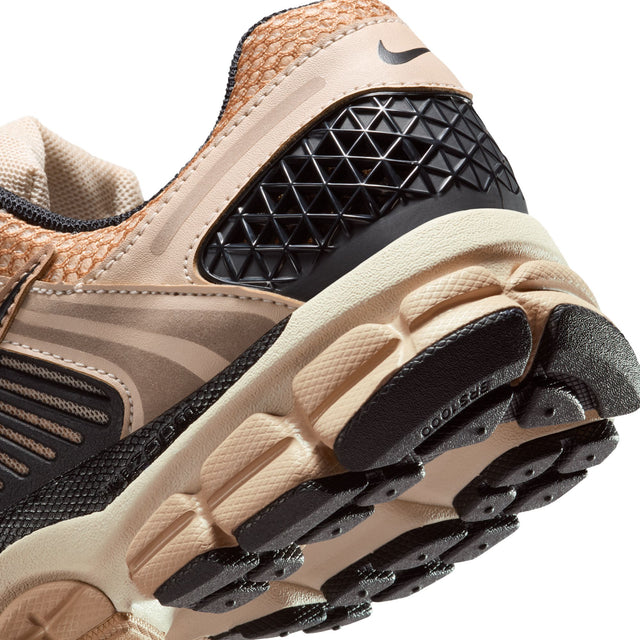 W Nike Zoom Vomero 5 FJ2028-106