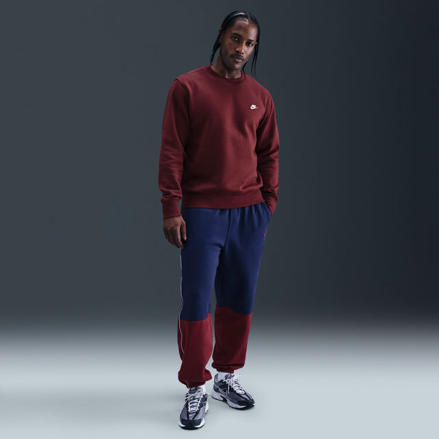 M Nike Club FN3886-619