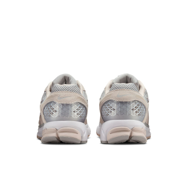 M Nike Zoom Vomero 5 HF1553-101