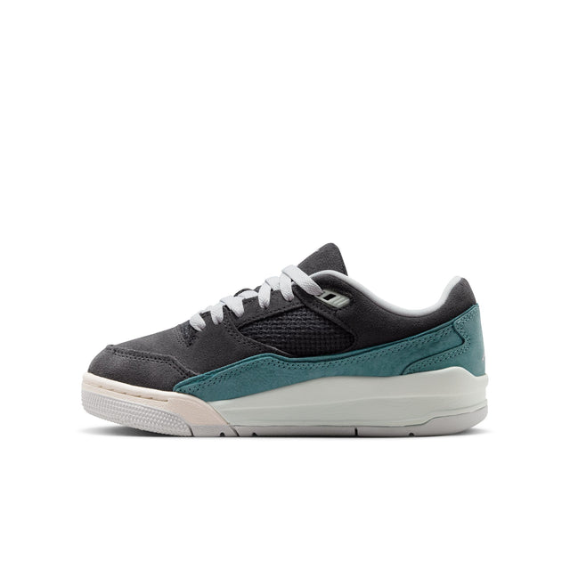 Y Jordan Flight Court HF3333-008