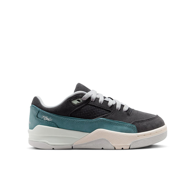 Y Jordan Flight Court HF3333-008