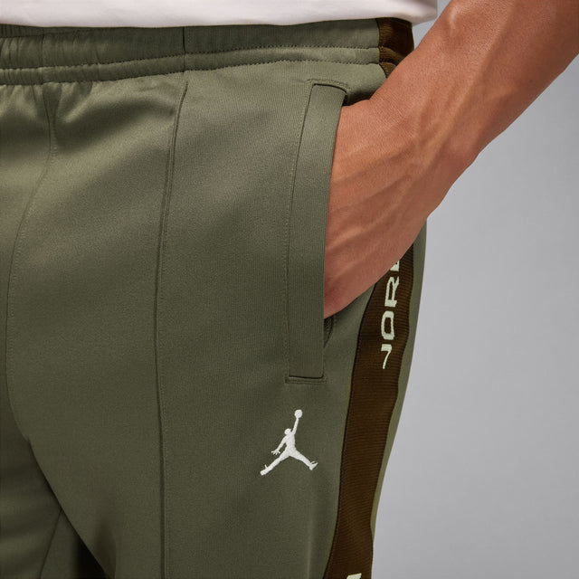 M Jordan Essentials HF9341-222