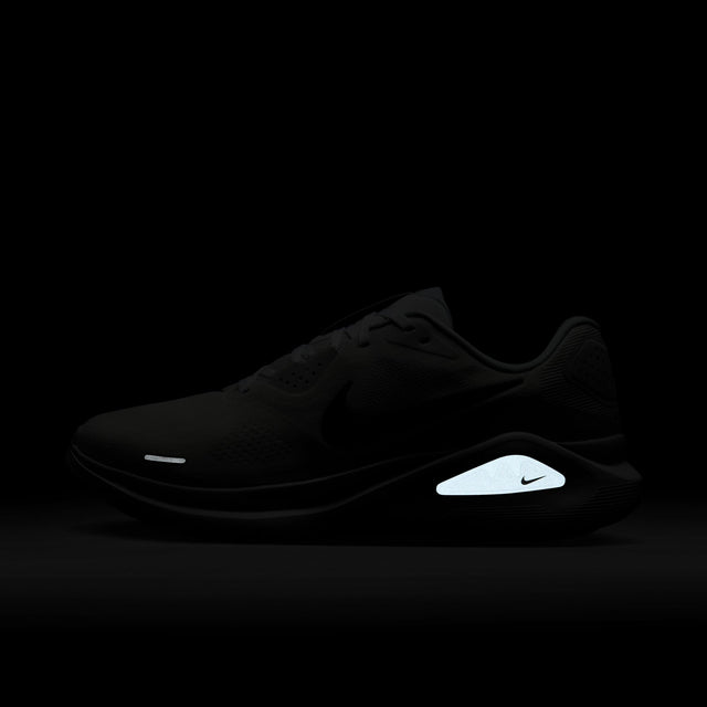 M Nike Structure 26 HJ1102-100