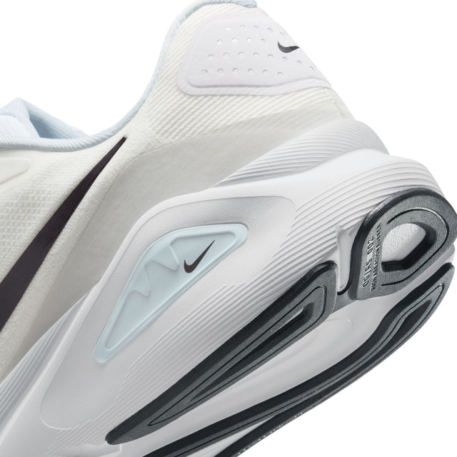 M Nike Structure 26 HJ1102-100