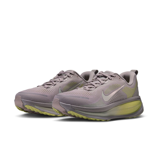 W Nike Vomero 18 HM6804-608