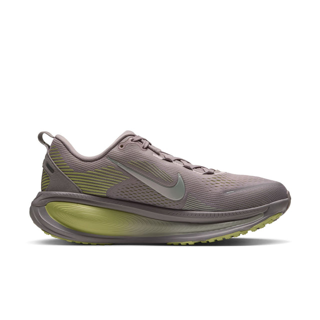 W Nike Vomero 18 HM6804-608