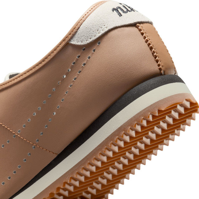 W Nike Cortez Leather HQ1841-200