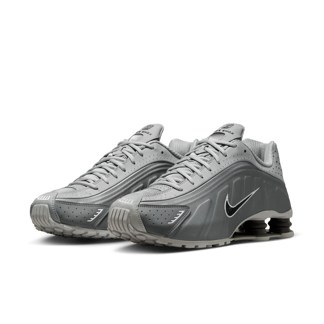 M Nike Shox R4 HQ1988-011