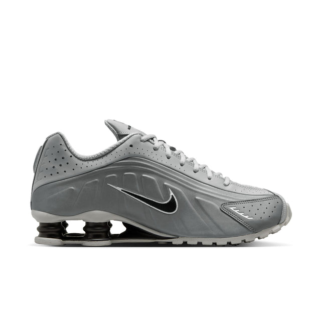 M Nike Shox R4 HQ1988-011