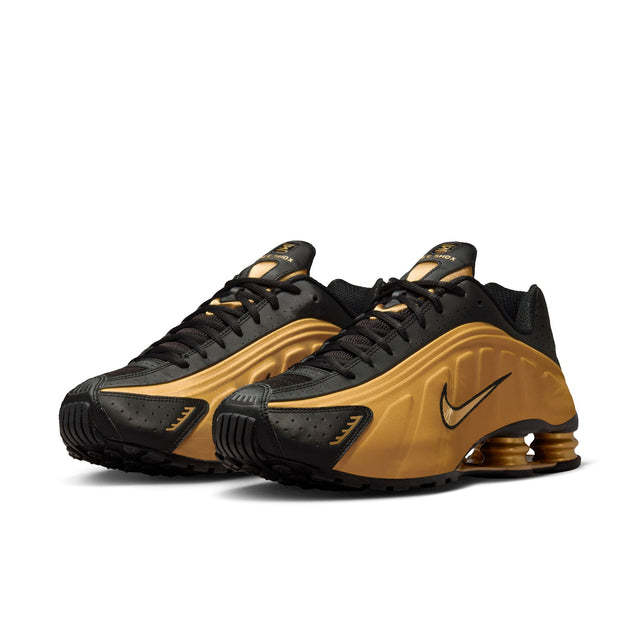M Nike Shox R4 HQ1988-700