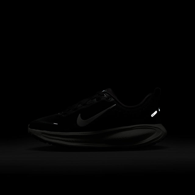 Y Nike Vomero 18 HQ2157-004