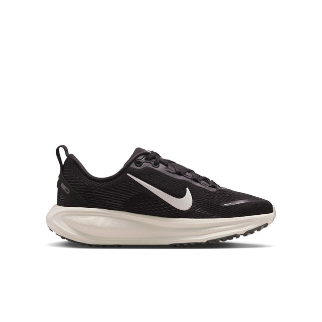 Y Nike Vomero 18 HQ2157-004