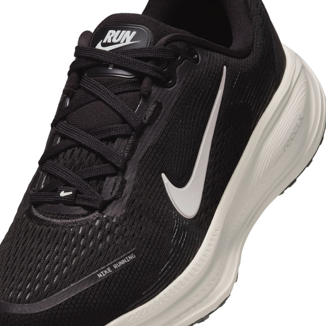 Y Nike Vomero 18 HQ2157-004